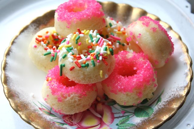 Baked Mini Cake Doughnuts